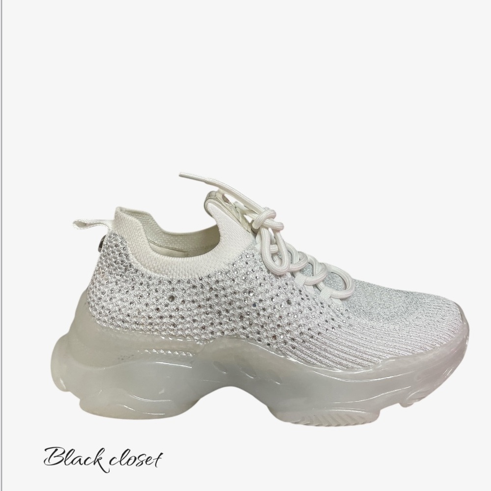 Women's and girls White Knit Sneakers